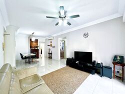Parkview Apartments (D23), Apartment #358619191